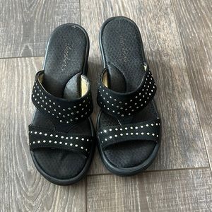 Skechers sandals, Black and gold, size 7